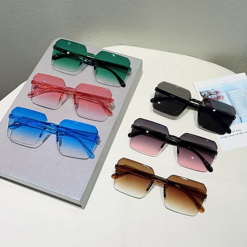 Designer Sunglasses - 뉴 빈티지 프레임리스 선글라스 패션 PC