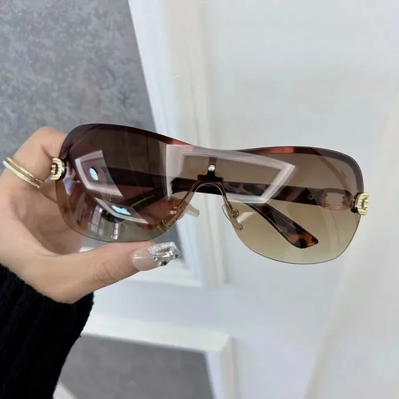 캐주얼한 사각형 선글라스, 여성용 및 남성용, 그라데이 - Designer Sunglasses 리뷰 및 가격